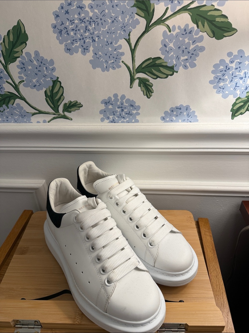 Alexander McQueen Women’s Oversized Sneaker in White/Black